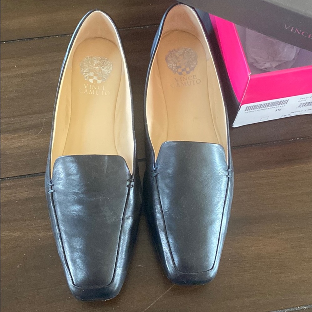 Vince Camuto black flats